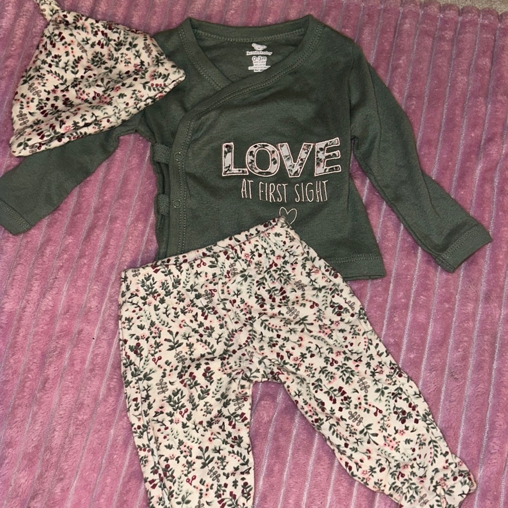 0-3 month matching set koalababy